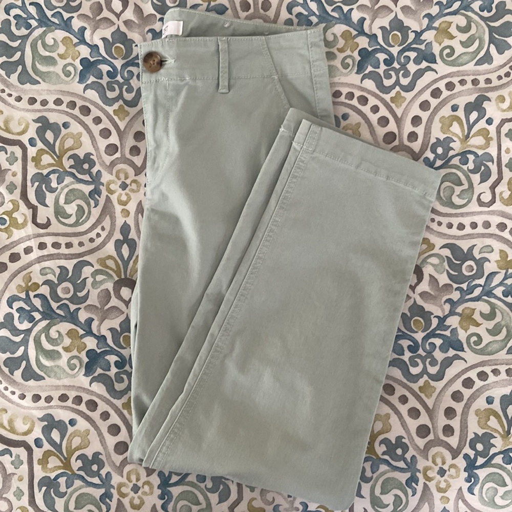 NWOT Loft Monroe Slim Chino Pants